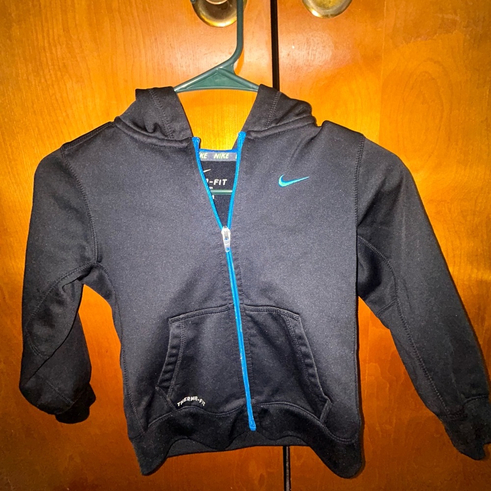 Size 6 boys Nike